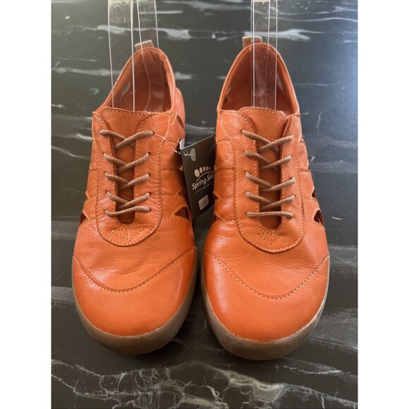 Spring Step Konak Sneaker Size 36/5.5-6 Womens Coral Orange Leather Shoe Cutouts - Picture 2 of 9